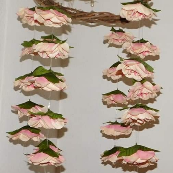 Vine and rose chandelier - Picture 2 of 3